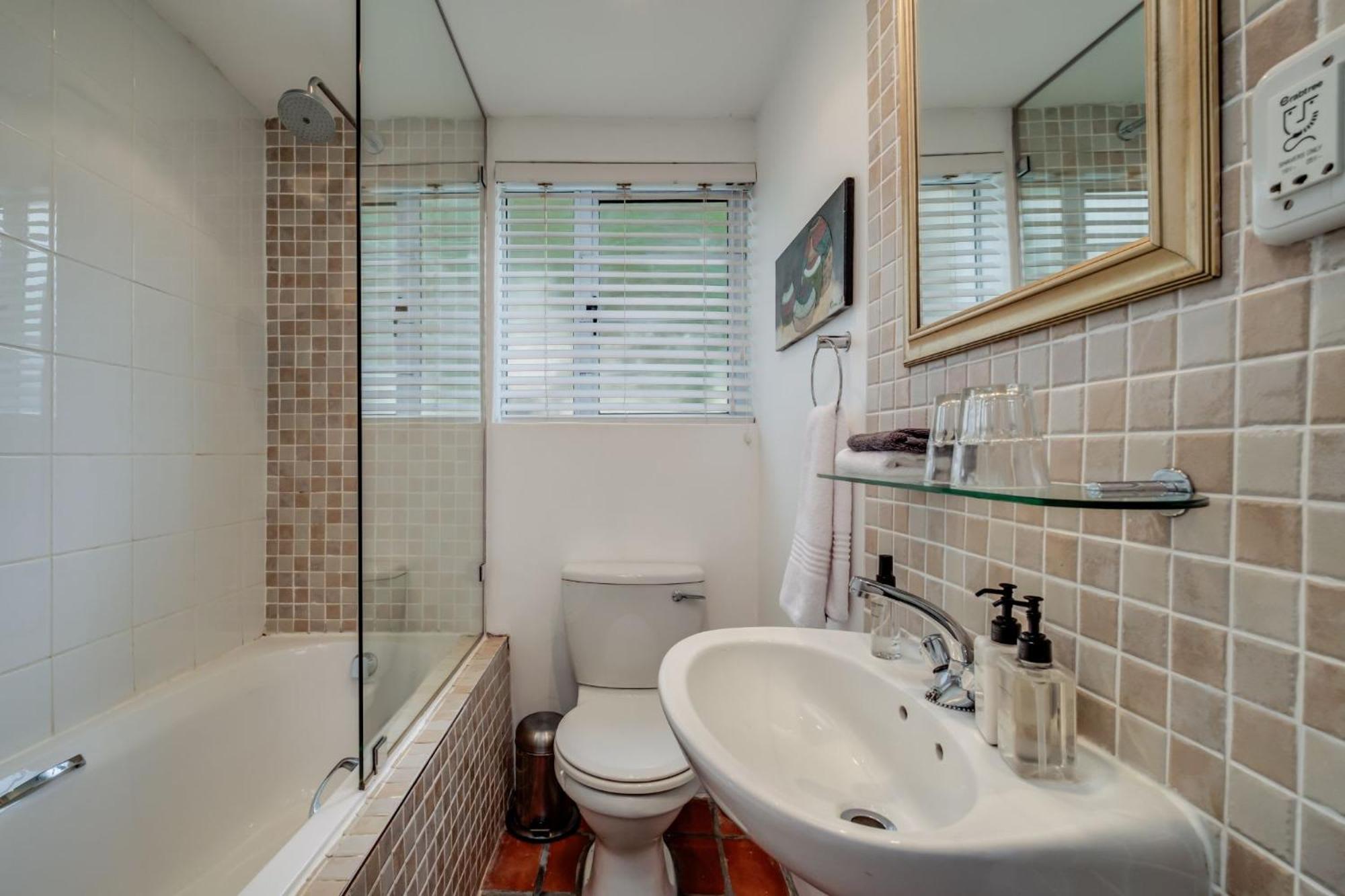 Camps Bay Terrace Palm Suite Cape Town Exterior photo